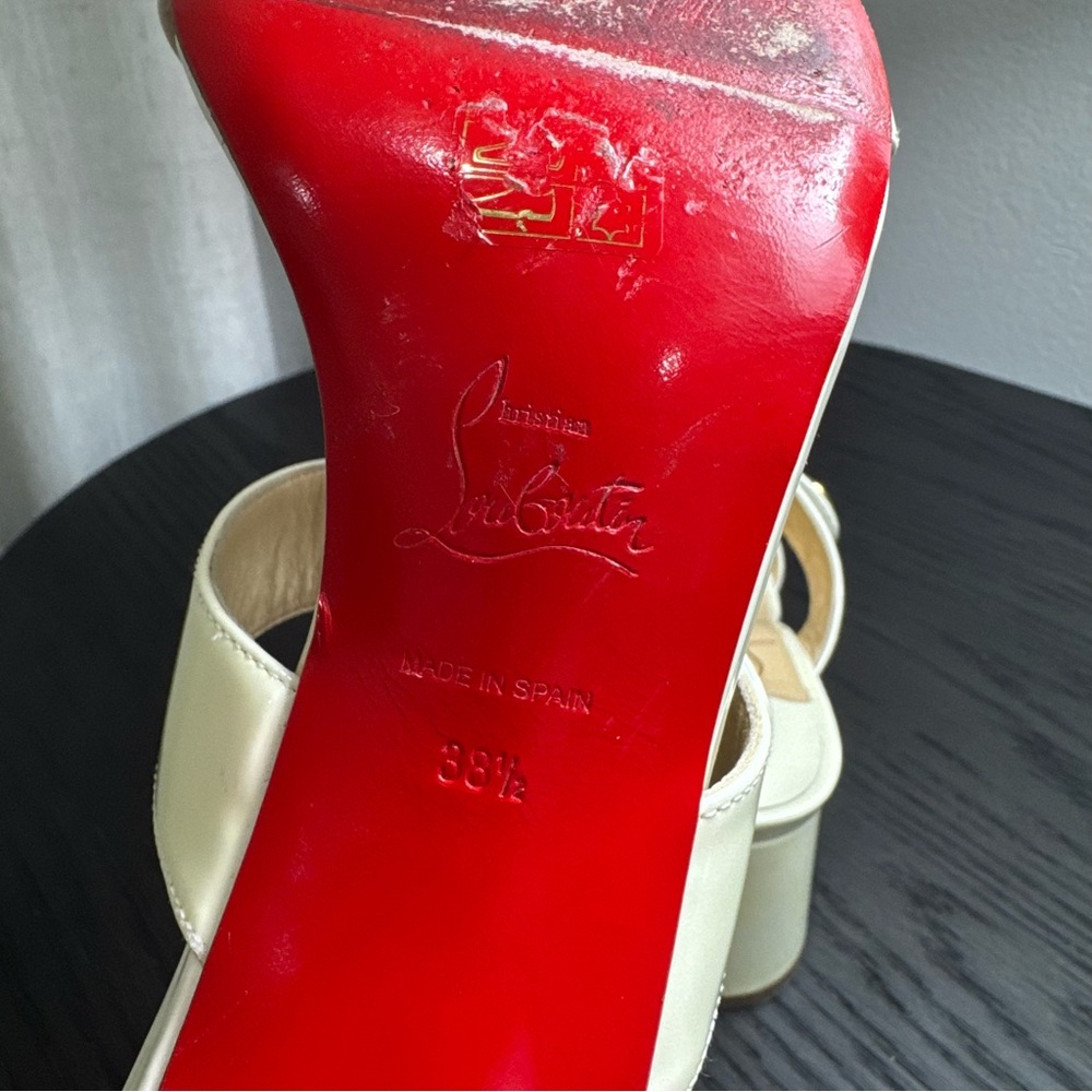 Christian Louboutin La Saviata Emblem Sandal Patent Ivory 38.5 - Picture 7 of 8
